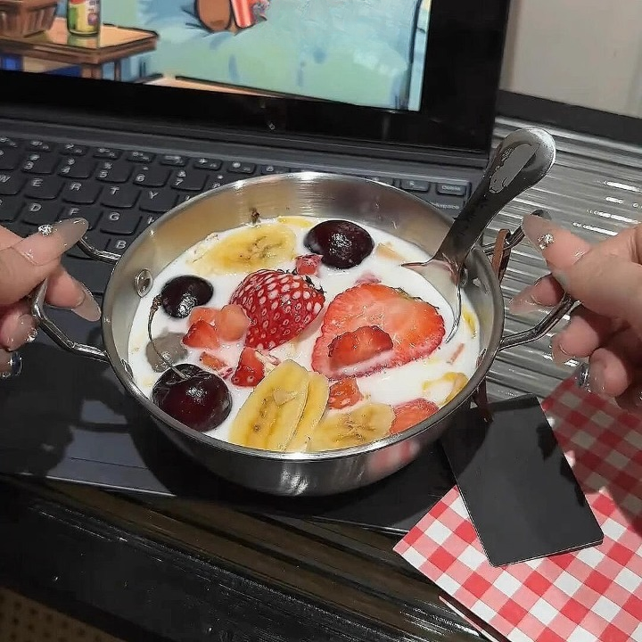 Stainless Steel Kadai With Spoon