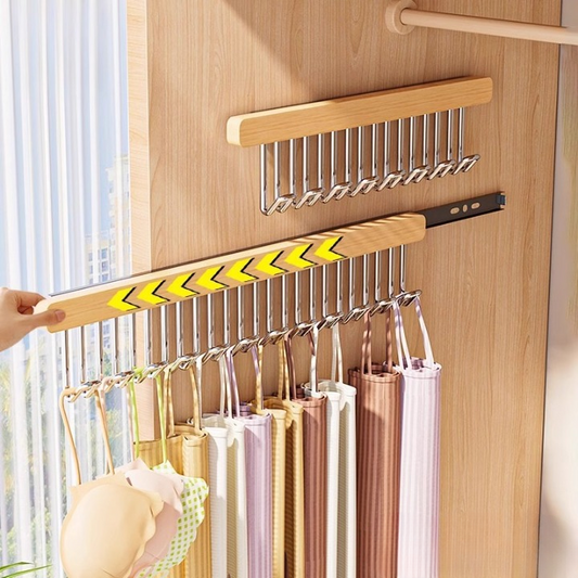 Pull-Out Hanger